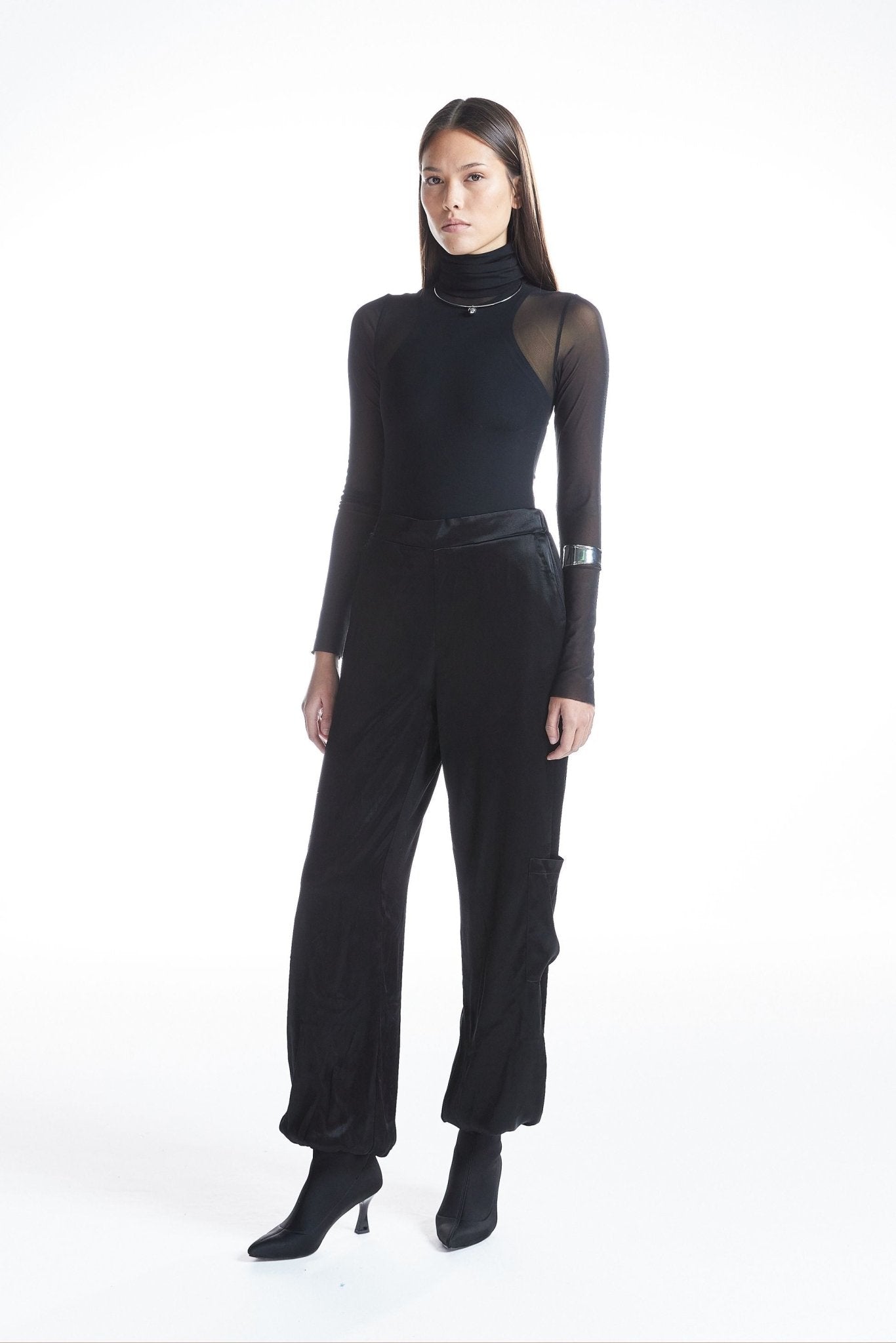 Büyük Cep Detaylı Saten Kargo Pantolon - No Design Store