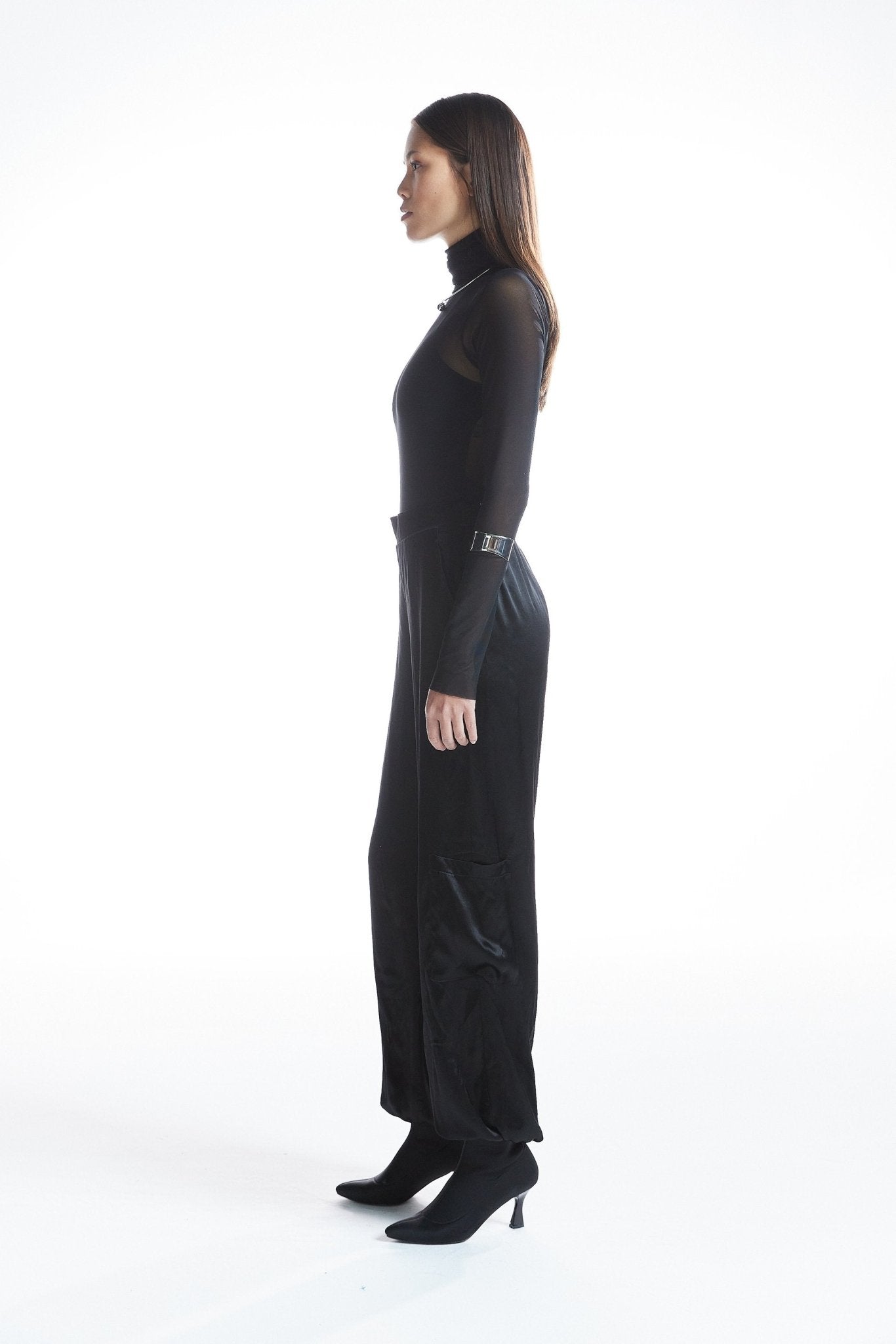 Büyük Cep Detaylı Saten Kargo Pantolon - No Design Store