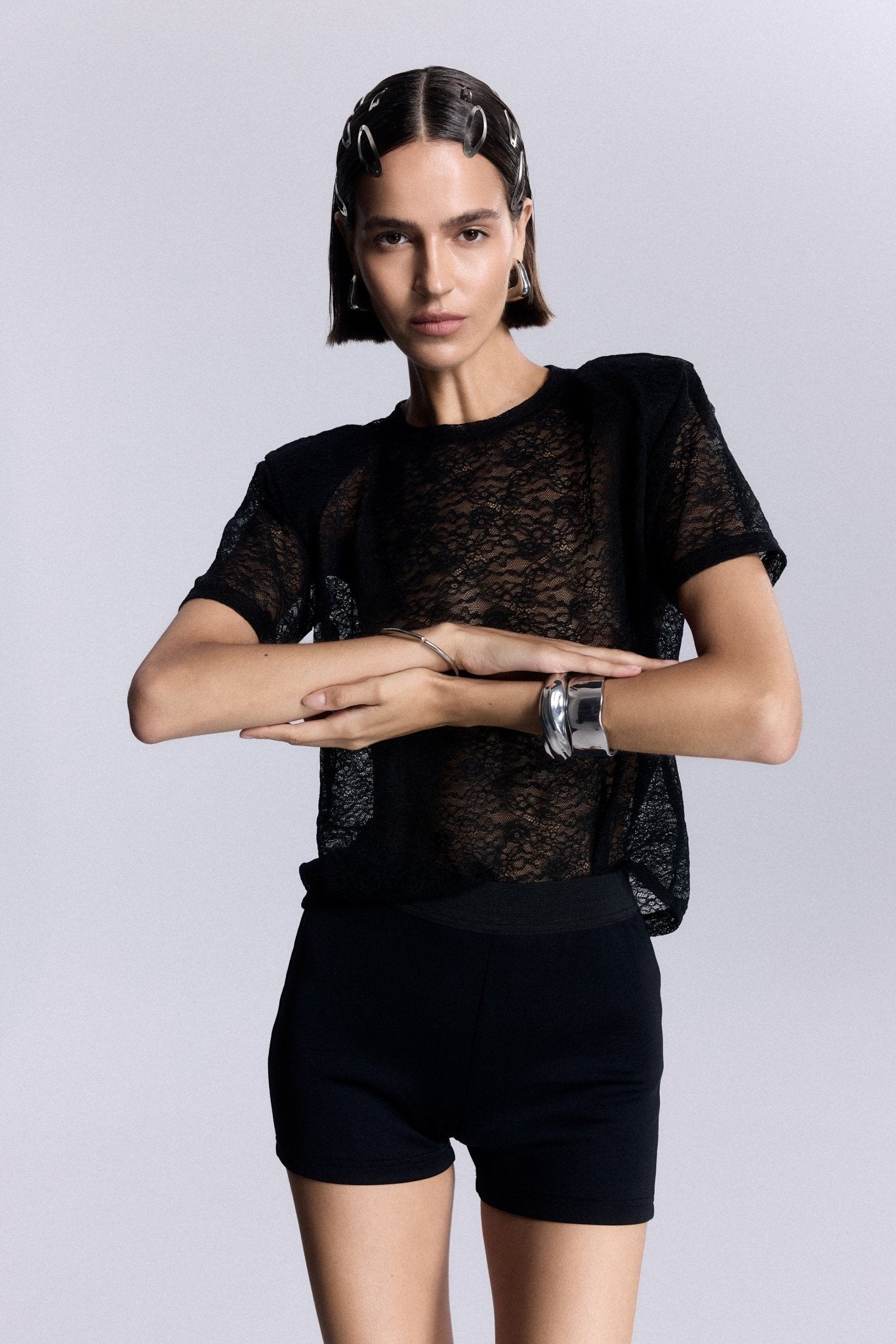 Vera Vatkalı Dantel Tişört - No Design Store